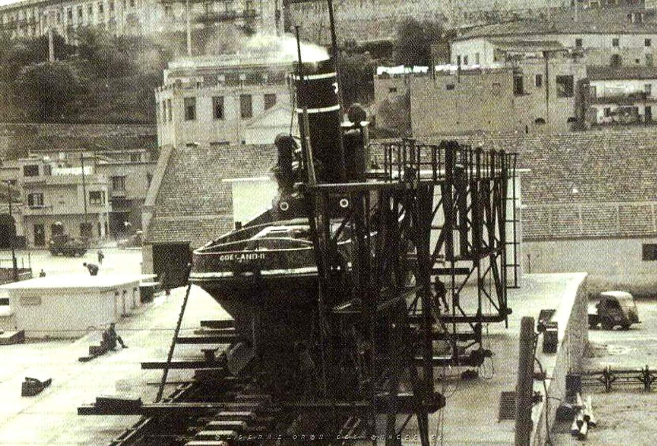 Oran- 072- travail sur les quais.jpg